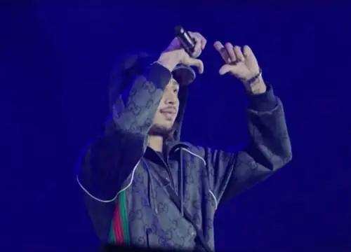 Baby Gang sul palco con Lazza: il "ritorno" grazie all'ok del giudice
