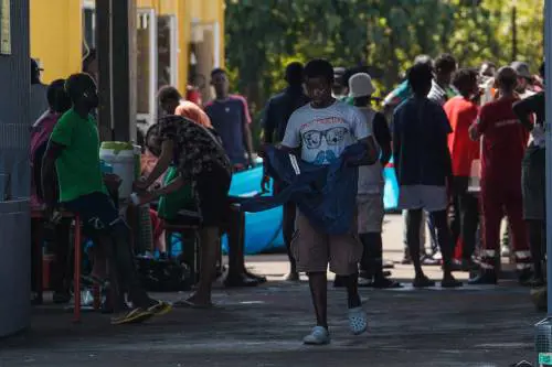 Finita la "tregua" a Lampedusa: così sono ripresi gli sbarchi
