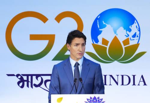 Problemi all'aereo: così Trudeau resta bloccato in India dopo il G20
