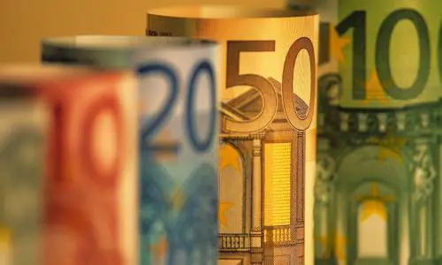 Arriva la tredicesima. Date, bonus e tasse: tutto quello che c'è da sapere