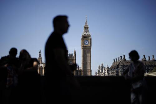 Spie cinesi a Londra, l'allarme degli 007: "Parlamento compromesso"