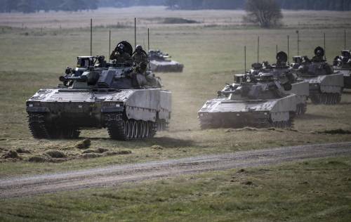 Mille CV-90 per Kiev: il patto per i corazzati in Ucraina
