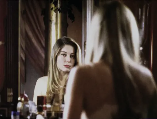 "Essere Moana - Segreti e Misteri", la docu-serie dai risvolti sorprendenti