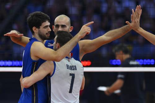 Volley, è finale europea per l'Italia di De Giorgi: Francia annichilita in tre set