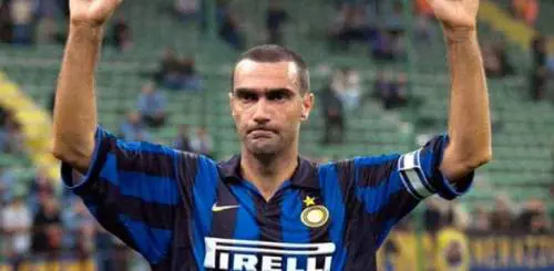 "I miei 44 derby, il primo gol e Ronaldo, il più forte di tutti". Beppe Bergomi scalda i motori in vista di Inter-Milan