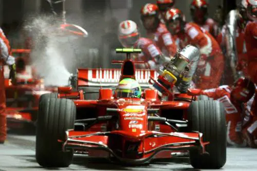 Felipe Massa ai box, Singapore 2008