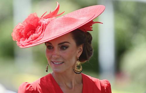 Kate Middleton non è più la più amata dagli inglesi: ecco perché (e chi l'ha superata)