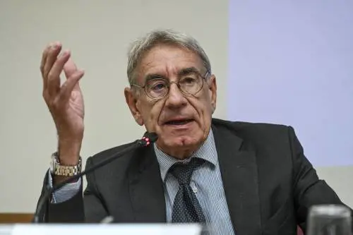 Se la Via della Seta torna nelle facoltà. Il "cinese" Diliberto e la truppa di prof