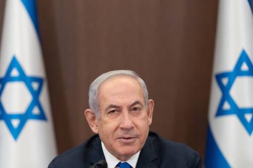 Crolla la fiducia nel governo Netanyahu. "Liti con l'esercito e tre ministri in uscita"