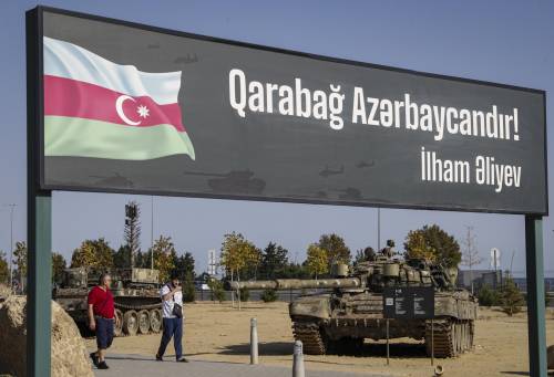 Nagorno Karabakh, ultimatum di Baku ai separatisti. Erdogan: "Sosteniamo Azerbaigian"