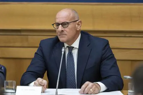 "Sono stato crocifisso dalla sinistra per l'idea di dissuadere le partenze"