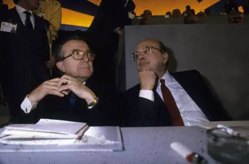 Quelle profezie di Andreotti e Craxi. "Arriveranno a milioni, sarà inarrestabile"