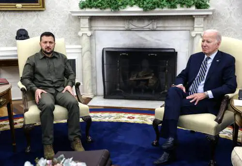 Joe Biden influenzato dall'esperto scettico sugli aiuti Usa all'Ucraina?