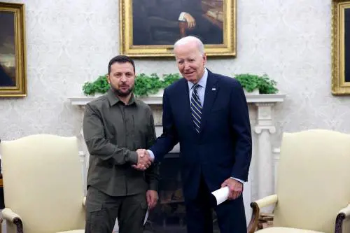 "Libereremo Bakhmut". Kiev fiduciosa. E dagli Usa arrivano i tank