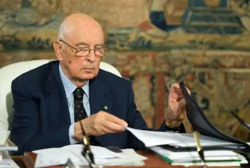 Quelle due canzoni "profetiche" su Napolitano al Quirinale