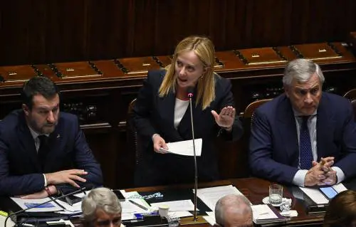 Il governo che non può cadere