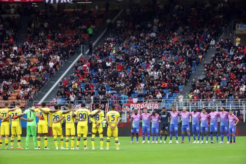 Minuto di silenzio, San Siro zittisce gli insulti degli ultrà dell’Hellas