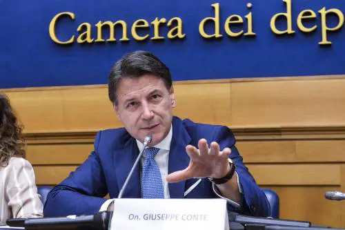 Conte fugge, il Gran giurì finisce in farsa