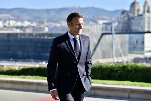 Ora asse con Parigi sugli sbarchi. E oggi la premier incontrerà Macron