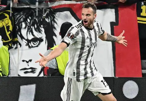 La Juve cabaret su Dazn alle 18. No, merita la prima serata