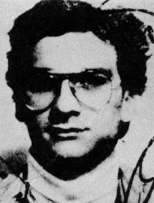 Matteo Messina Denaro, gli identikit e le foto segnaletiche: una vita da latitante