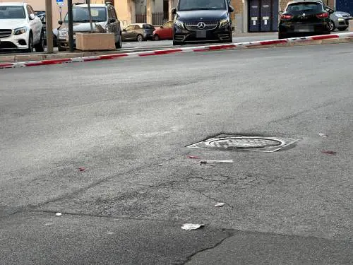Anzio, 19enne li rimprovera: "Andate troppo veloce". E i tre stranieri lo pestano