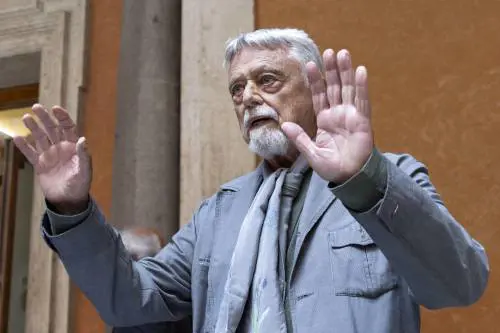 Delirio di Occhetto: per difendere Napolitano attacca Berlusconi