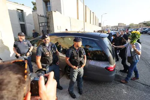 "Una cosa raccapricciante". La messa per Messina Denaro scatena la rabbia dei fedeli