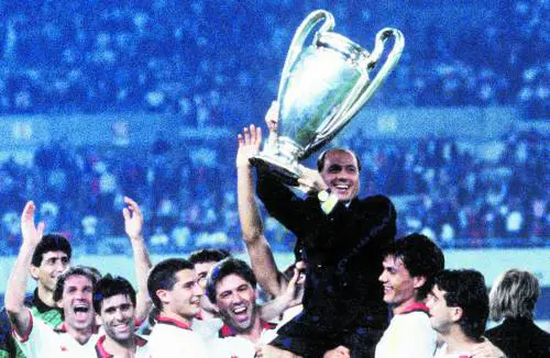 Il discorso negli Usa, il Milan, la musica. Quanti ricordi, meno male che Silvio c'è