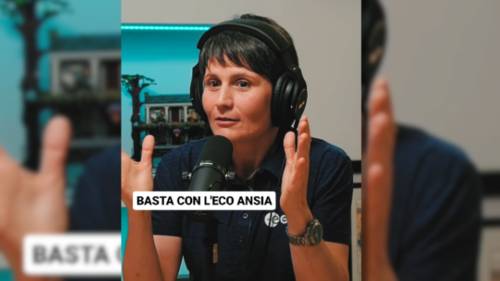 Astrosamantha smonta gli eccessi green: “Ora basta con l’eco-ansia”