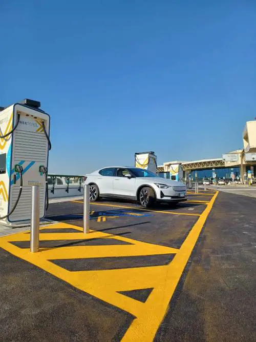 Colonnine di ricarica Ultrafast anche nell'aeroporto di Malpensa