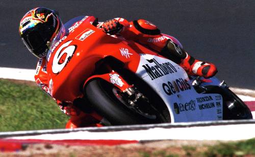Il debutto da record di Max Biaggi: pole e vittoria a Suzuka 1998