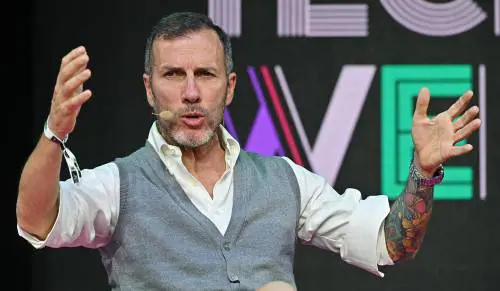 Tim reinventa la "cabina" destinata alle smart city