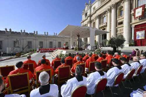 Un Conclave sempre meno italiano