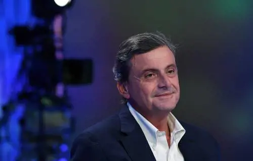 Calenda sfida la Cgil, ma la Fiom fa la "serrata"