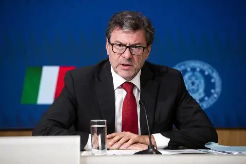 S&P conferma il rating dell'Italia