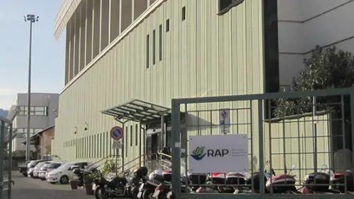 Palermo, altro che raccolta rifiuti: la carica dei 101 che truffavano sul cartellino e rubavano carburante