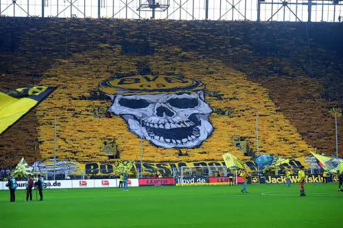 Il Milan prova ad abbattere il muro giallo
