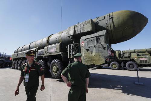 "Sì agli esperimenti nucleari": così Mosca può innescare l'escalation