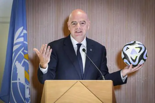 Che senso ha un Mondiale in tre continenti? La bizzarra scelta della Fifa