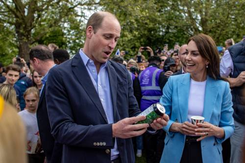 “Litigano per colpa di Harry”. Alta tensione tra William e Kate
