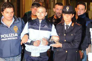 Camorrista scrive la tesi di laurea e confessa tre omicidi