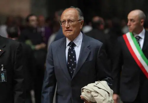 Da padre a figlia, i Borrelli anti Cav