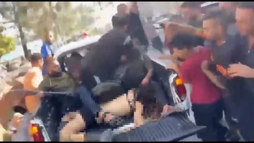 Spogliate, profanate e ammazzate: le violenze di Hamas sulle donne israeliane