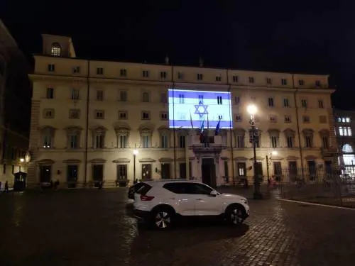 Massima allerta anche in Italia. Gli ebrei: "Situazione gravissima"