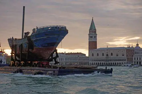 "Lo Stato non è tutto. Il terzo settore è libertà"