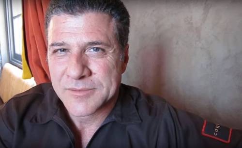 Morto lo chef della tv Michael Chiarello: fatale una reazione allergica