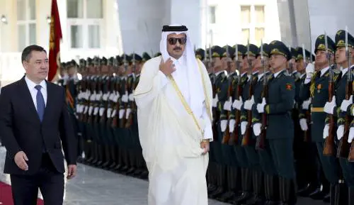 Finanzia gli estremisti e si accredita da mediatore: dalla Jihad allo sport, tutte le ambiguità del Qatar