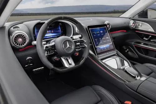 Mercedes-AMG GTC Coupé, guarda la gallery