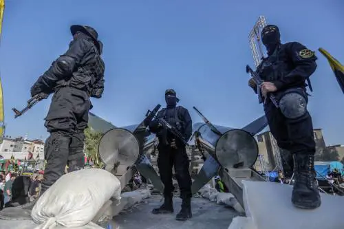 Missili, armi e droni: le vie dell'arsenale di Hamas